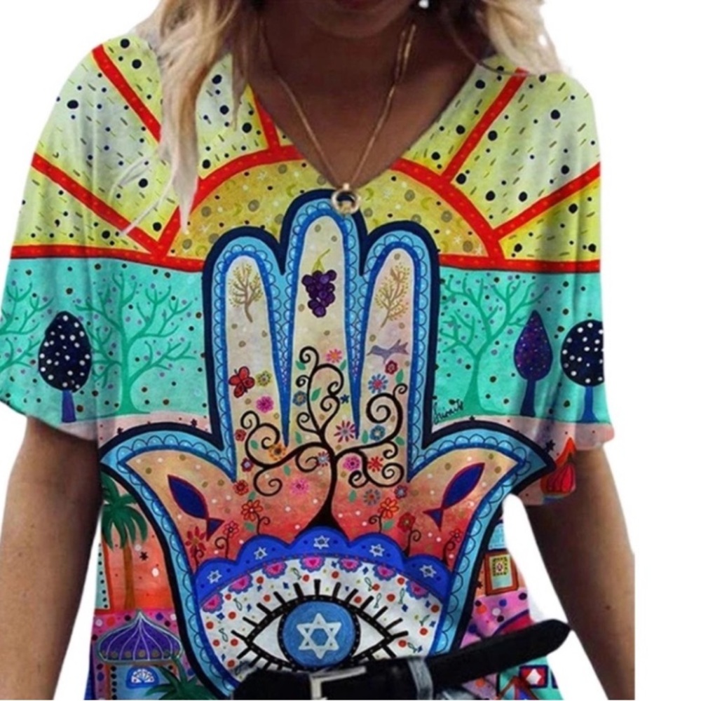 Hamsaa T-Shirt size large colorful scoop neck hamsa tee shirt stretch